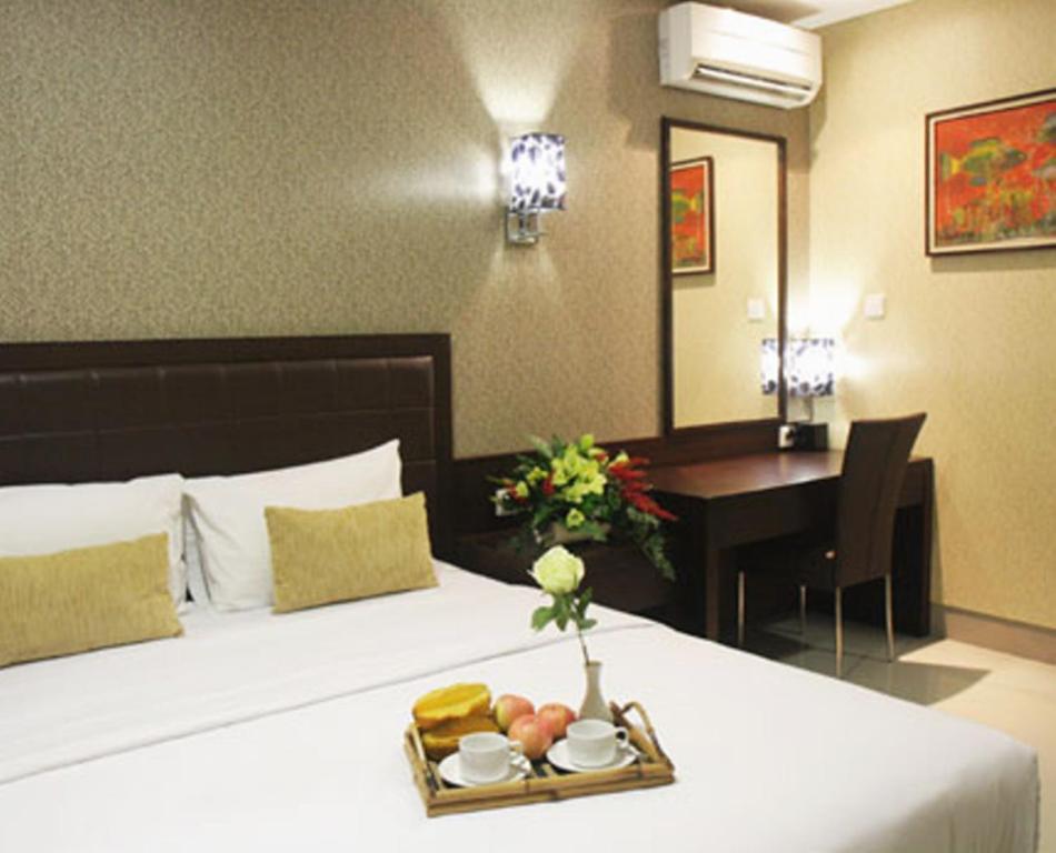 Bamboo Inn Hotel & Cafe Jacarta Exterior foto